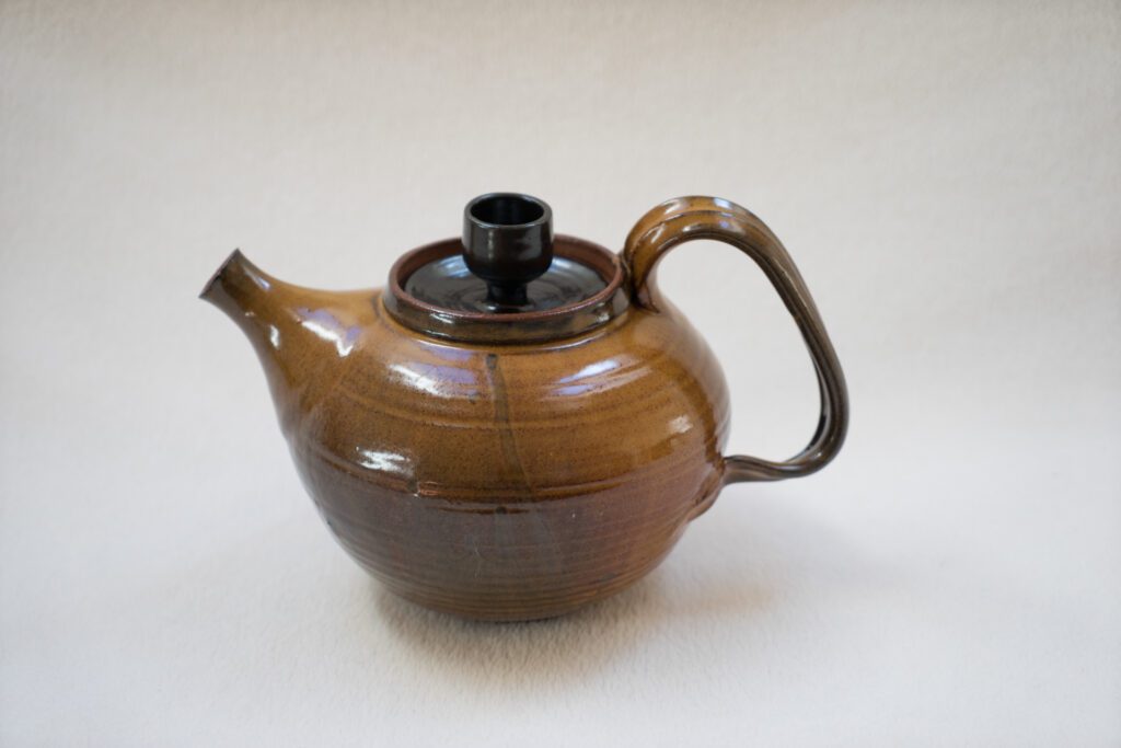 Edna Arnow's pottery